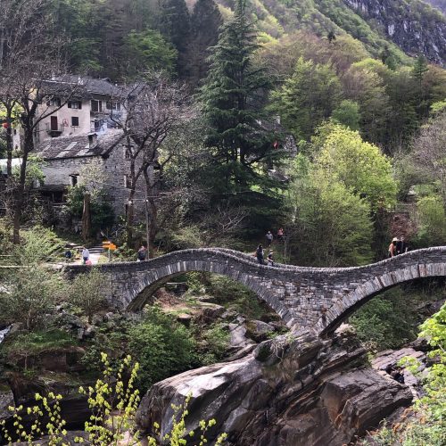 EEB81773-7918-4C83-8F08-885D50B67B7A